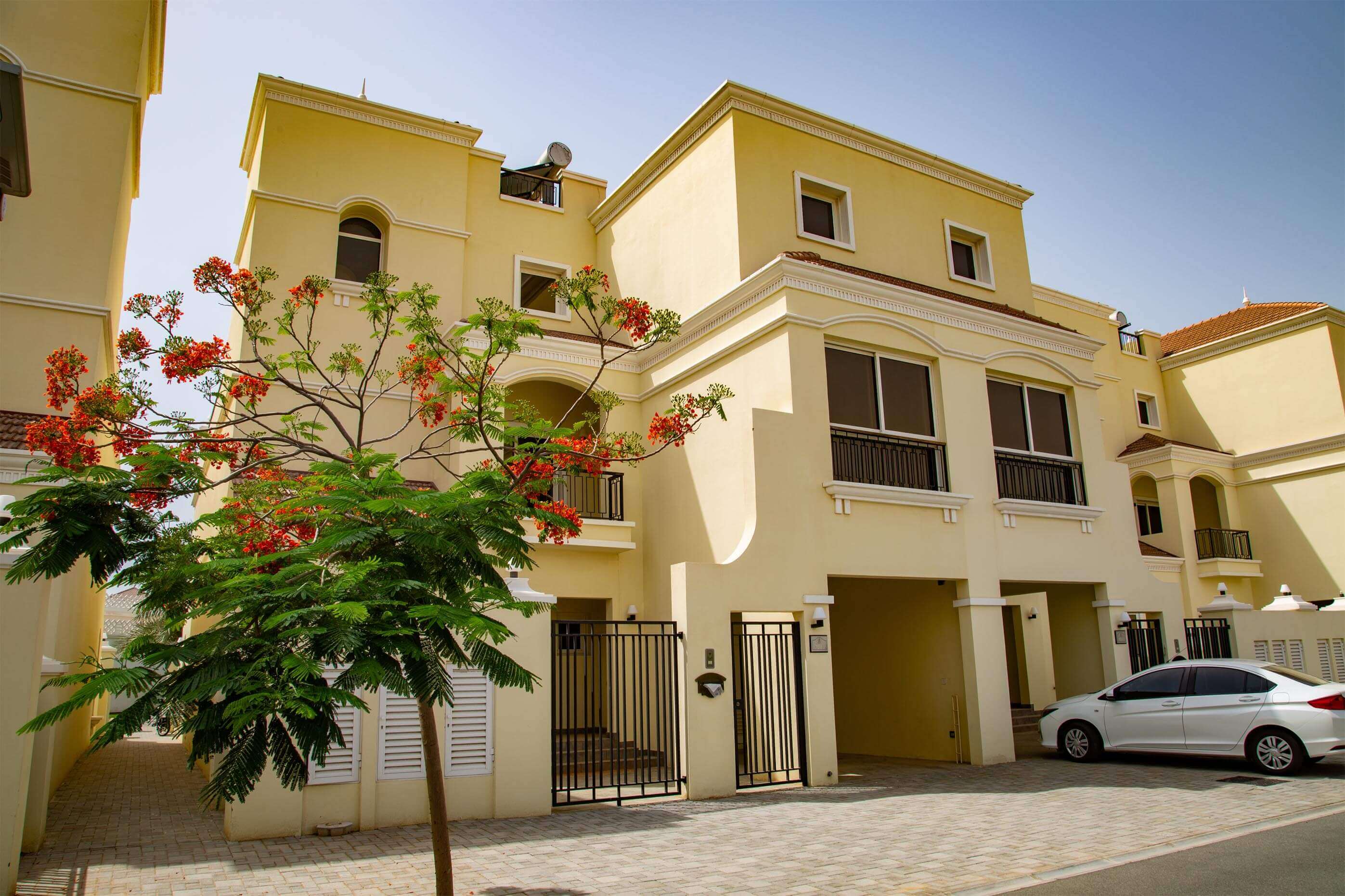 Bayti Townhomes in Al Hamra Village