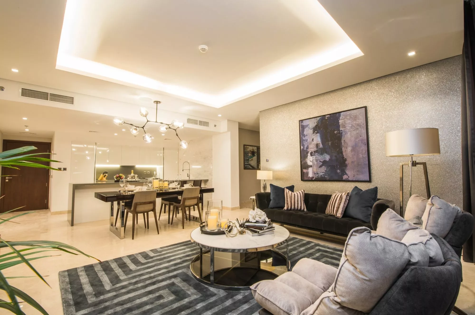 Spacious studio apartment for sale in Sterling Tower