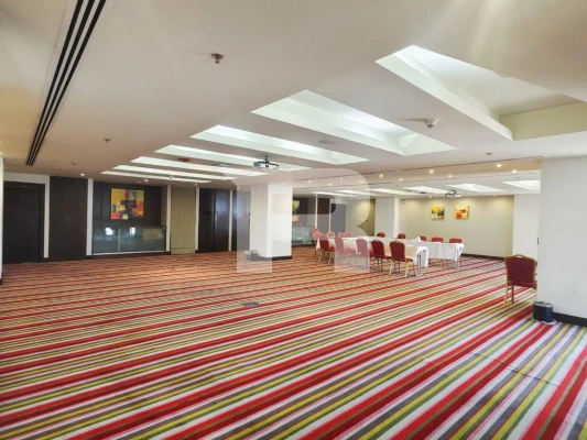 Luxurious Office Space | Prime Location