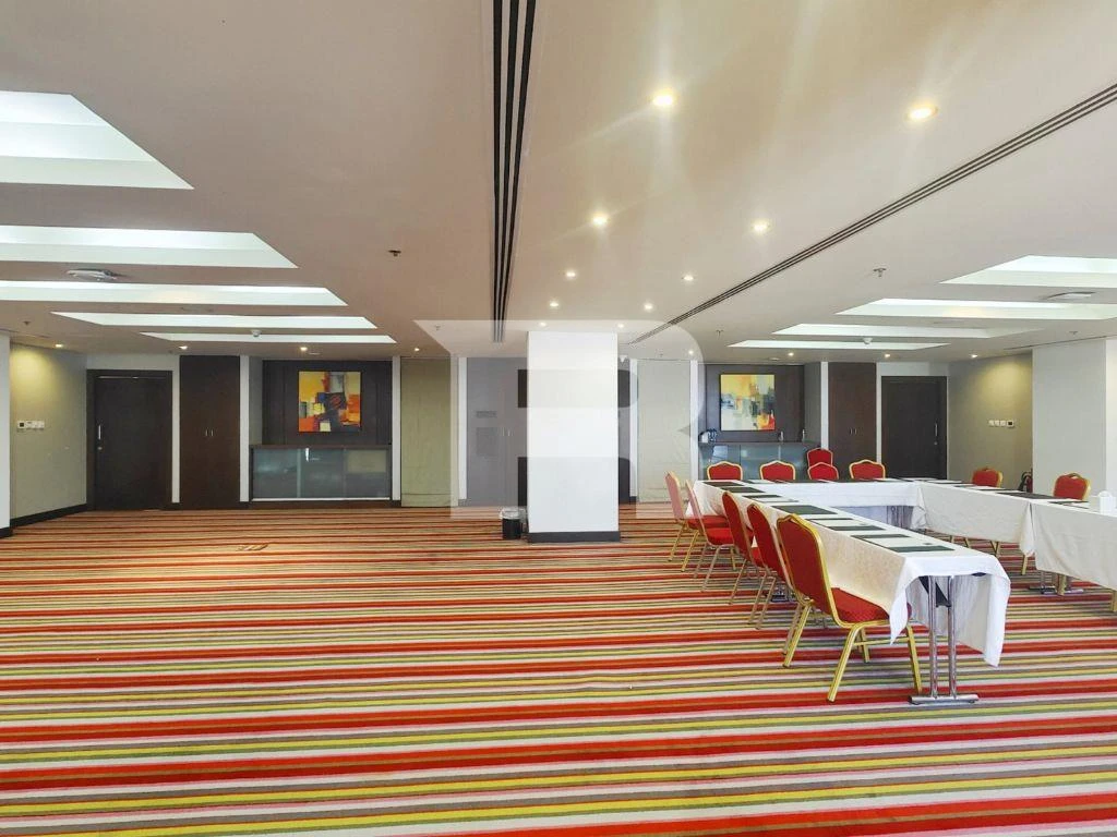 Luxurious Office Space | Prime Location